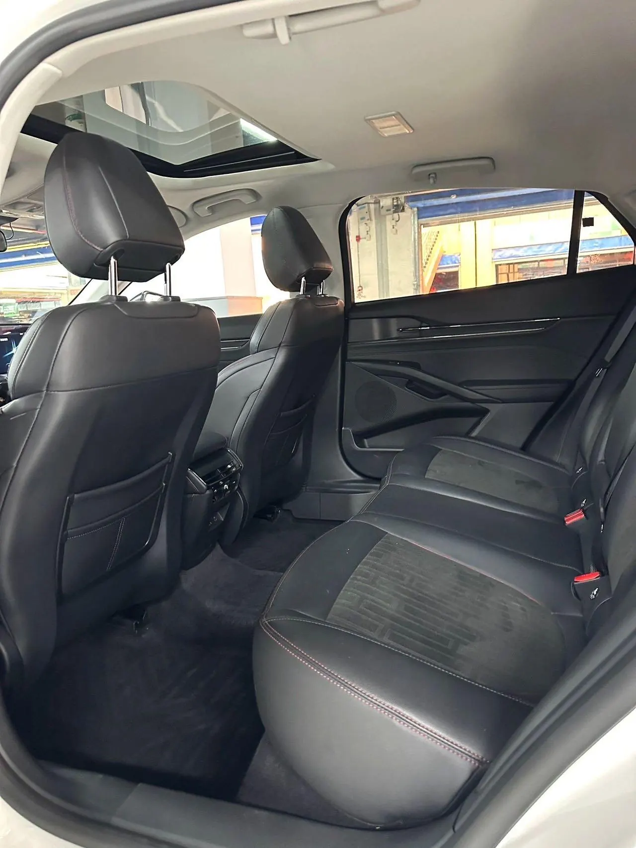 Ford 2022 Mondeo 2.0T EcoBoost 245 Luxury (Modified) Automatic Gear 5