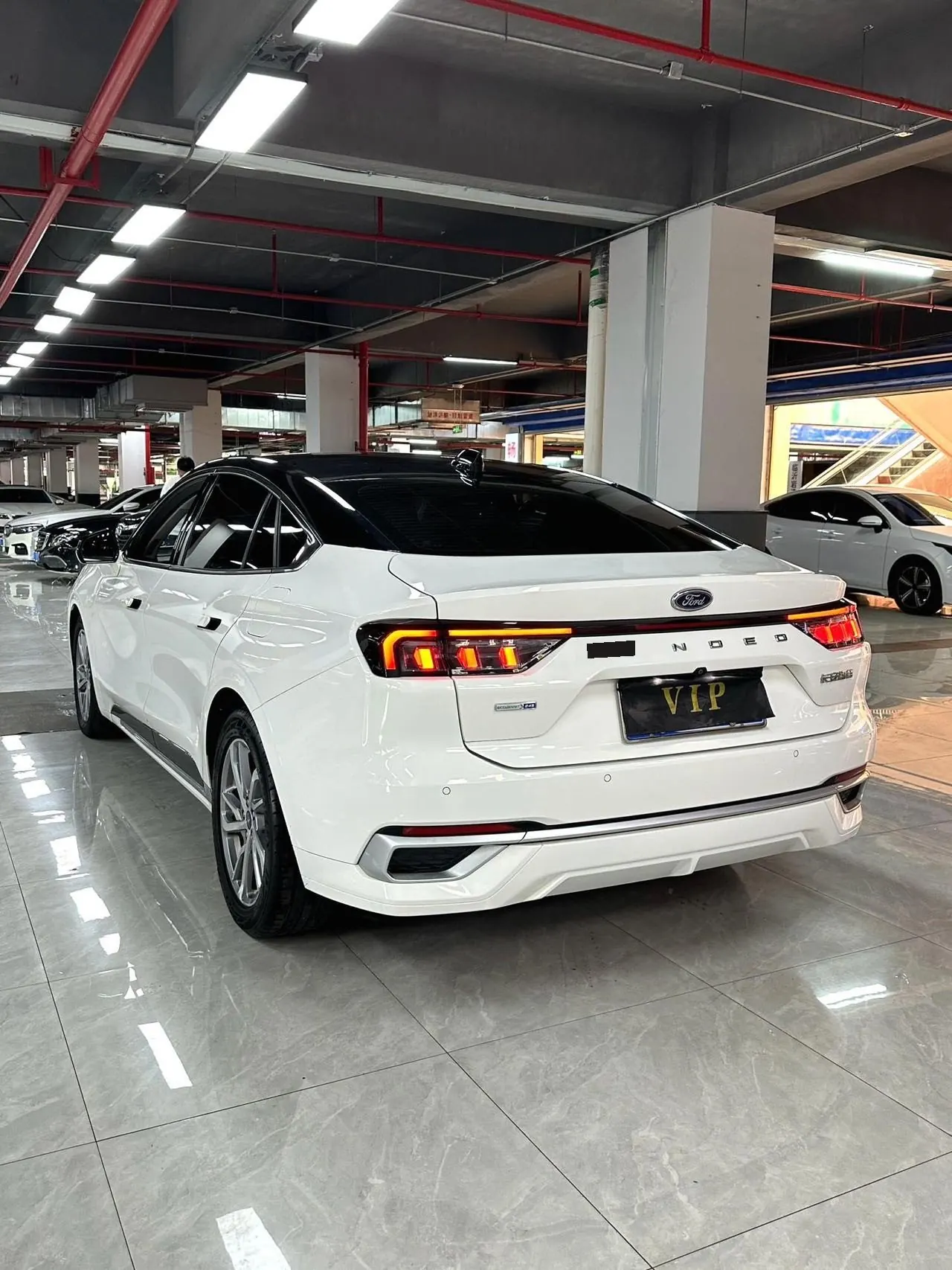 Ford 2022 Mondeo 2.0T EcoBoost 245 Luxury (Modified) Automatic Gear 6
