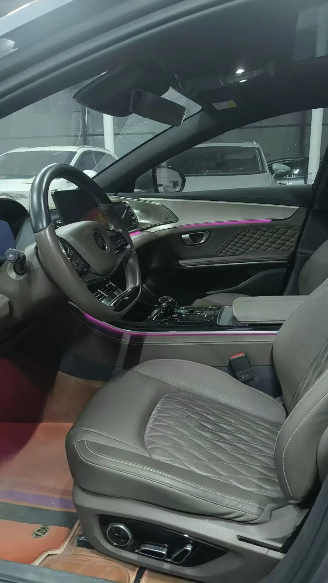 BYD 2025 Han EV 605KM noble automatic gear 4