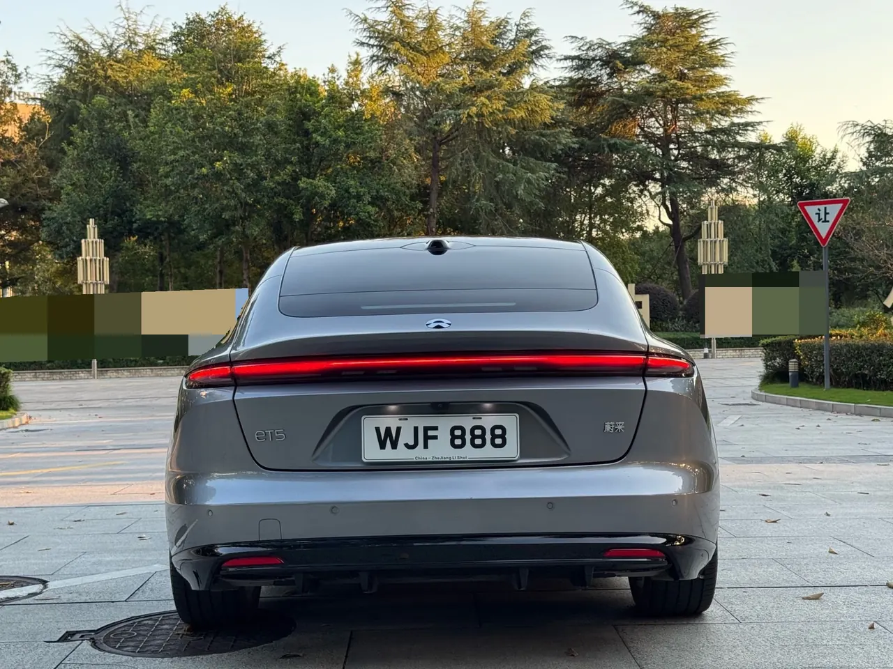 NIO 2025 ET5 75kWh automatic transmission 7