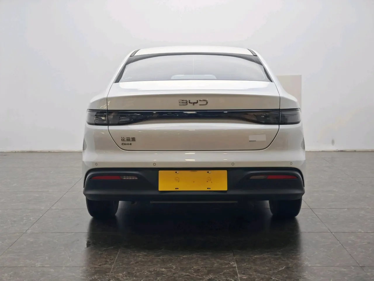 BYD 2025 seals 05 DM-i 1.5 stepless smart driving version 55KM luxury automatic gear 3