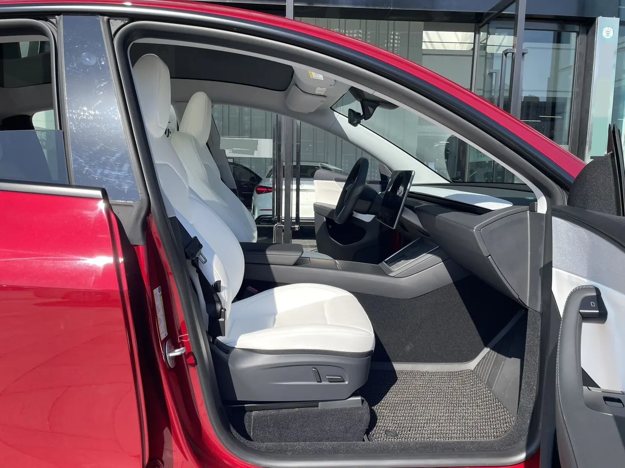 Tesla 2025 Model Y rear-wheel drive version automatic transmission 7