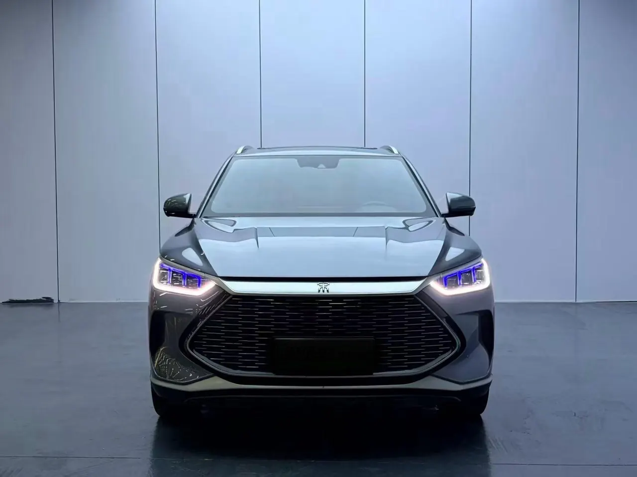 BYD Song PLUS New Energy 2025 Song PLUS DM-i 1.5 Stepless Smart Driving Edition 112KM Honorable Automatic Gear 2