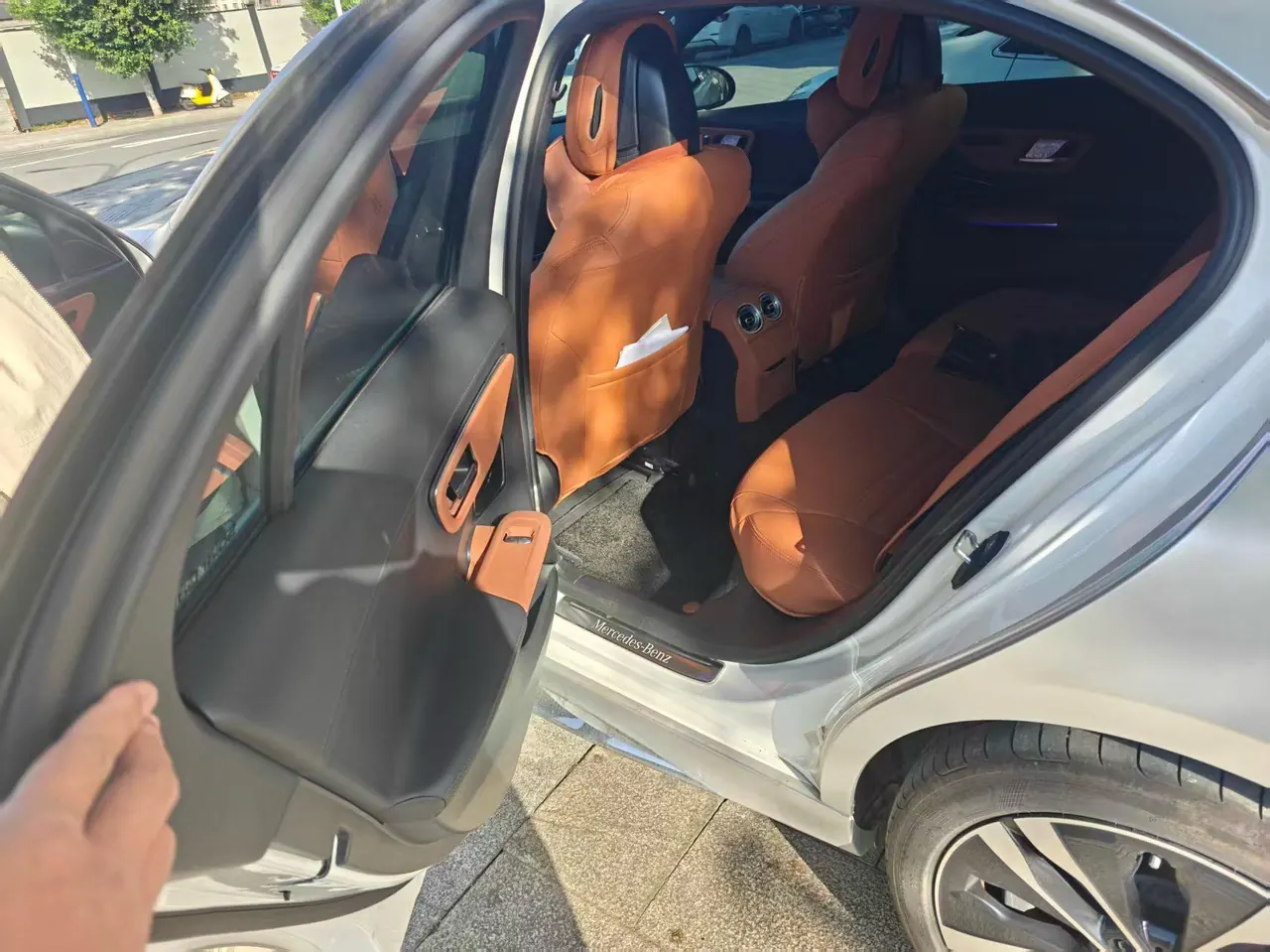 Mercedes Benz Class C 2025 C 350 e L 2.0T (changed) automatic gear 2