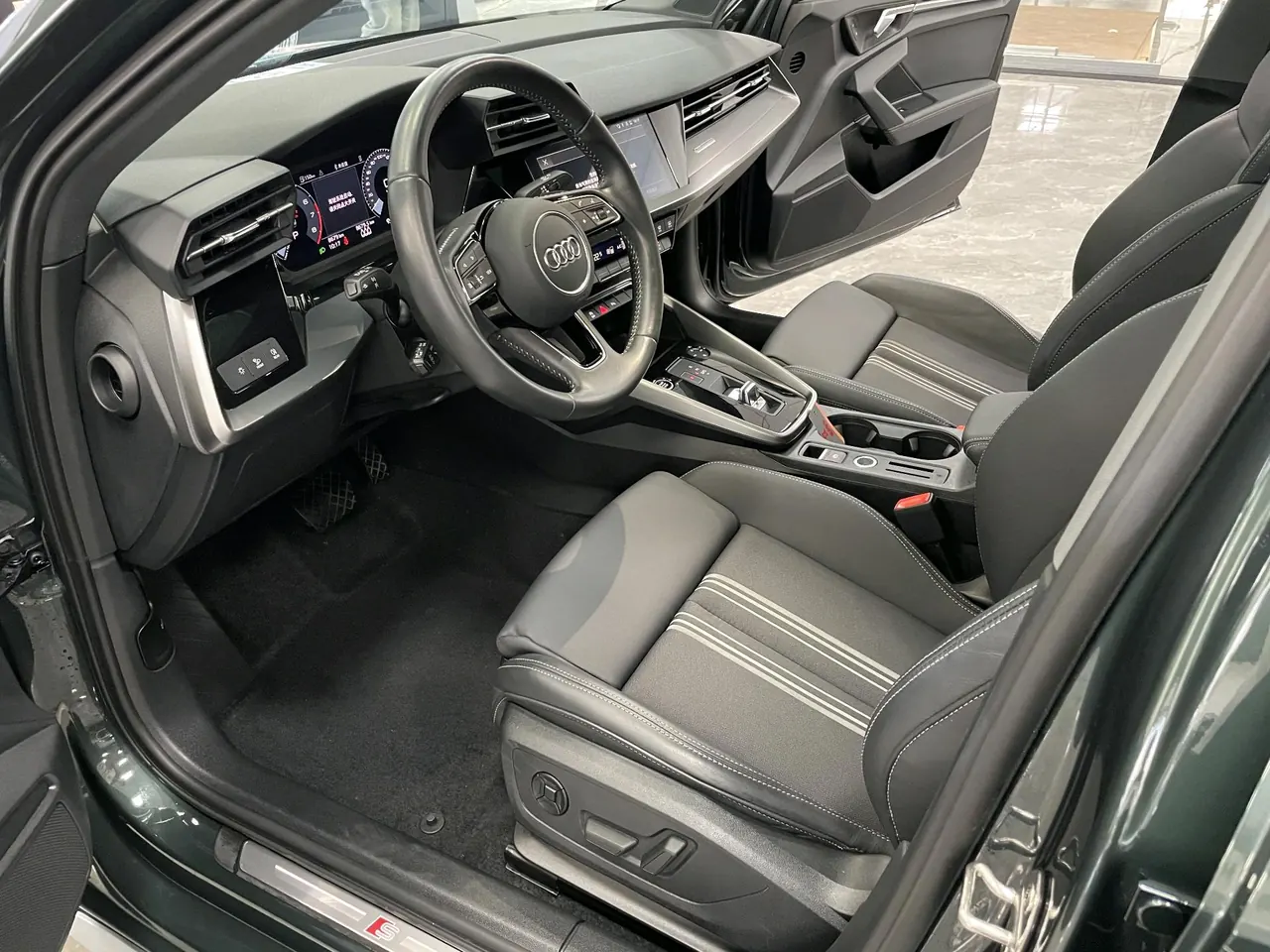 Audi 2022 A3L Limousine 1.4TFSI 35TFSI Fashion Sports Automatic 2