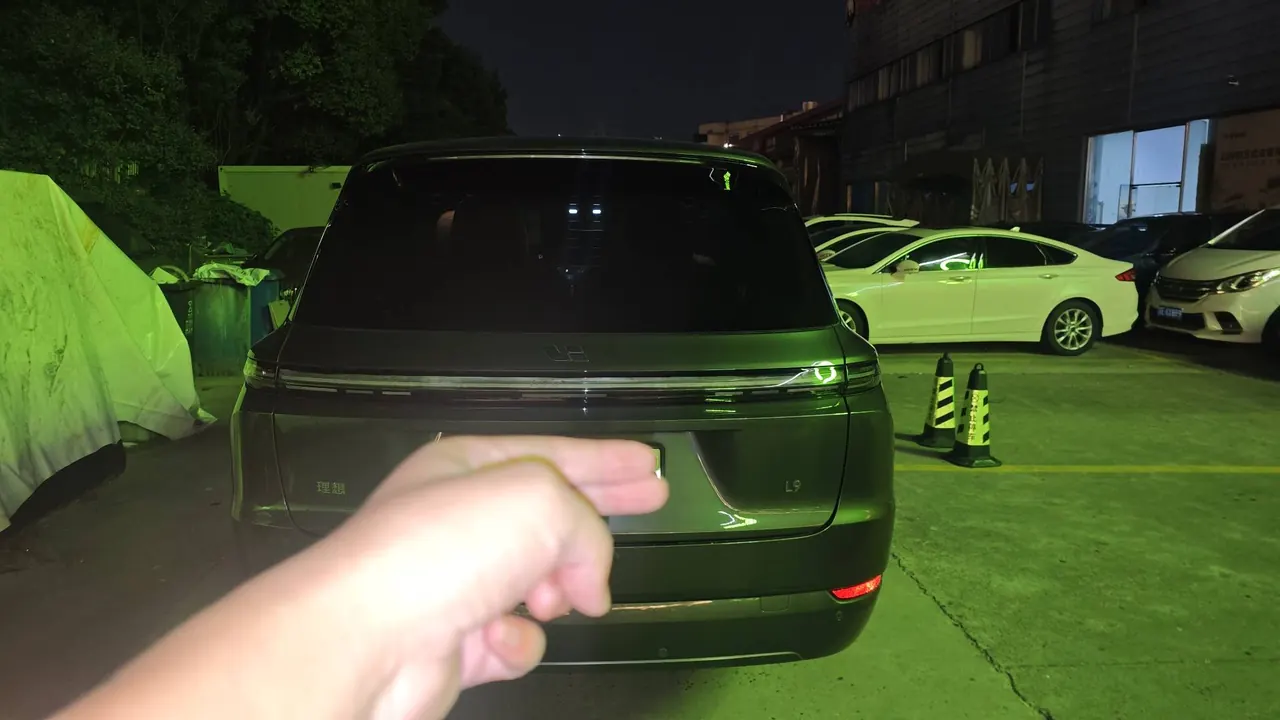 Li 2022 L9 1.5T Max Edition Automatic Gear 4