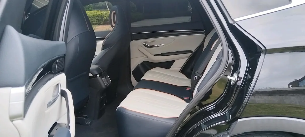 BYD Song PLUS New Energy 2022 Song PLUS DM-i 1.5 Stepless 110KM Flagship PLUS 5G Edition Automatic Gear 6