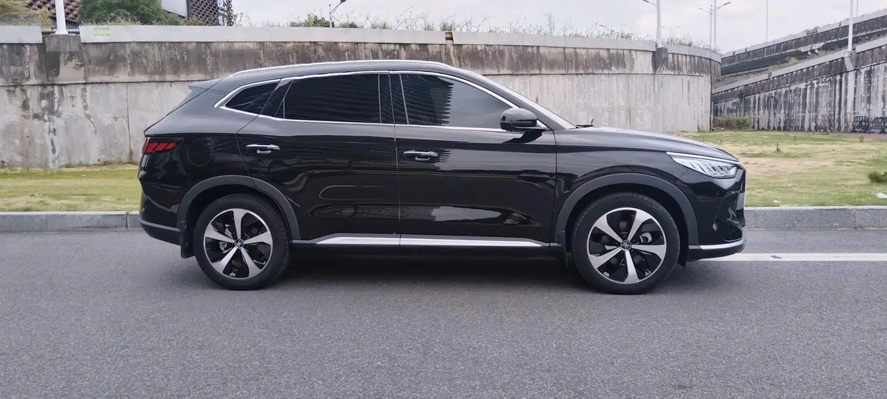 BYD Song PLUS New Energy 2022 Song PLUS DM-i 1.5 Stepless 110KM Flagship PLUS 5G Edition Automatic Gear 7