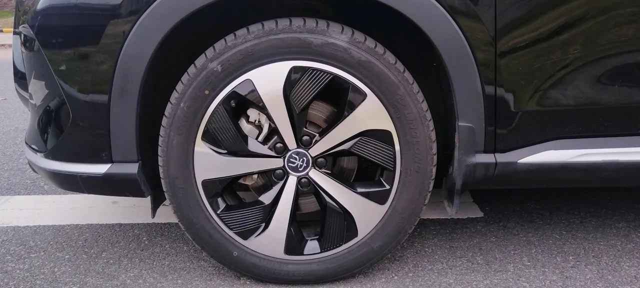 BYD Song PLUS New Energy 2022 Song PLUS DM-i 1.5 Stepless 110KM Flagship PLUS 5G Edition Automatic Gear 8