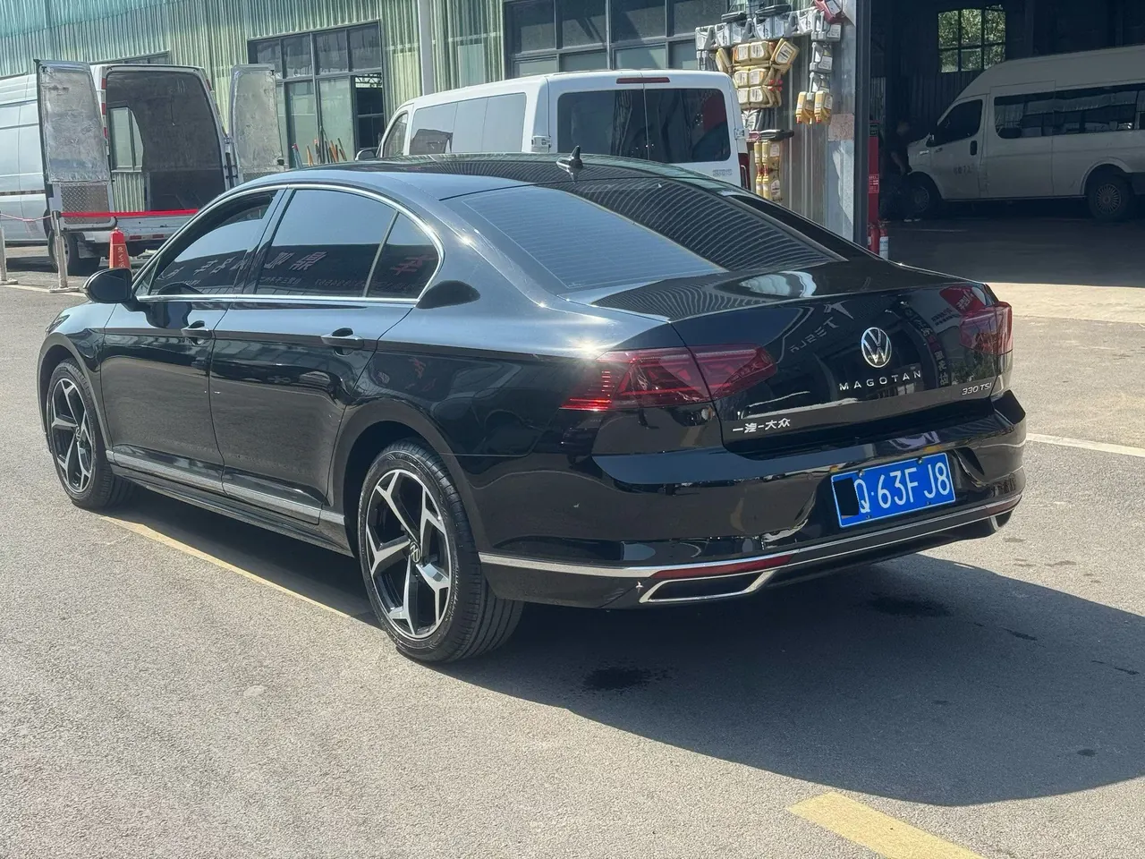 Volkswagen 2025 Magotan 2.0TSI 330TSI 2 million luxury automatic gear 6