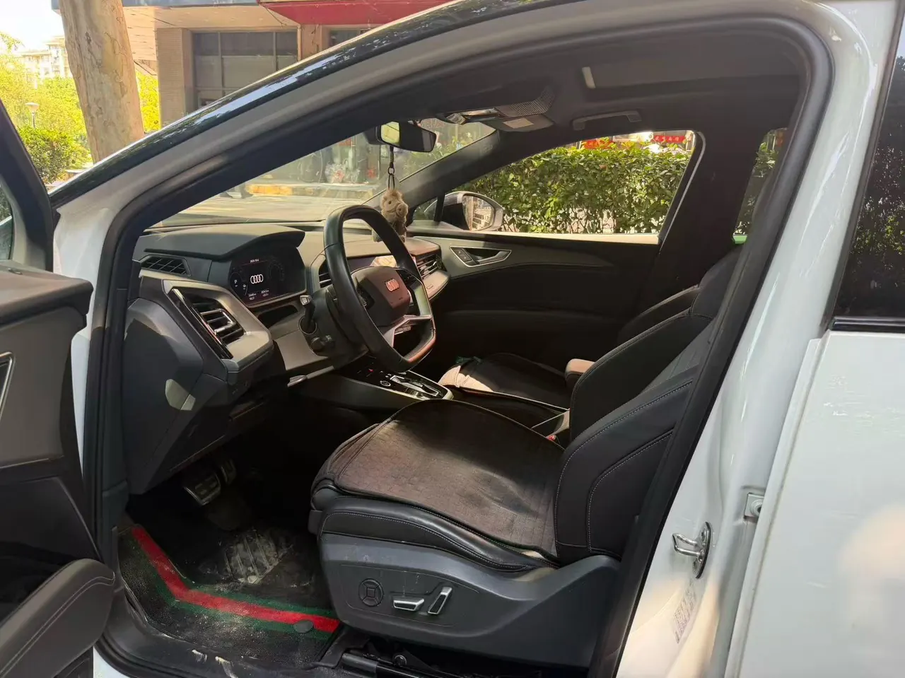 Audi 2023 Q5 e-tron 40 Shining Mecha Set Automatic Gear 3