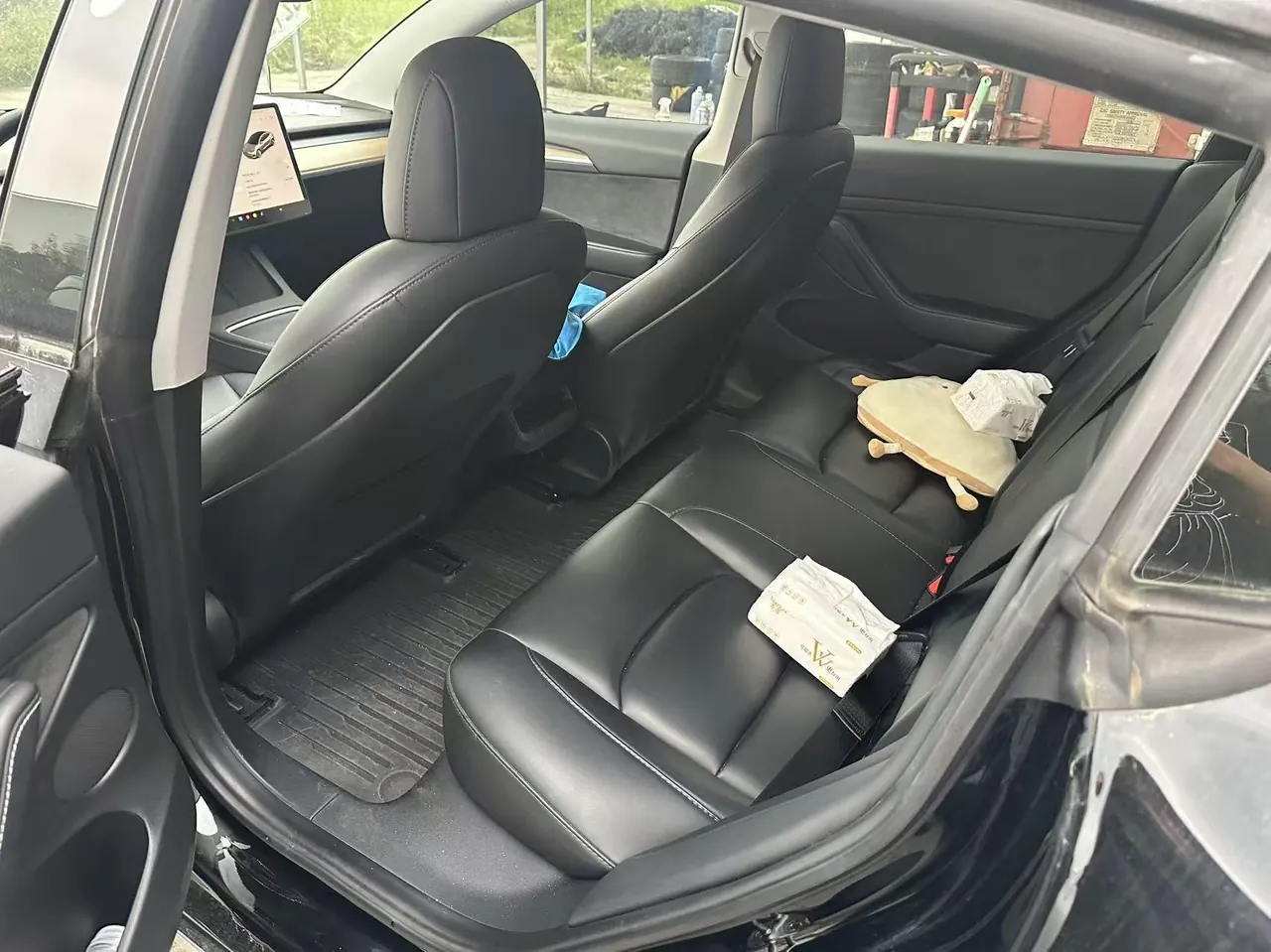 Tesla 2022 Model 3 rear-wheel drive version of automatic transmission 2