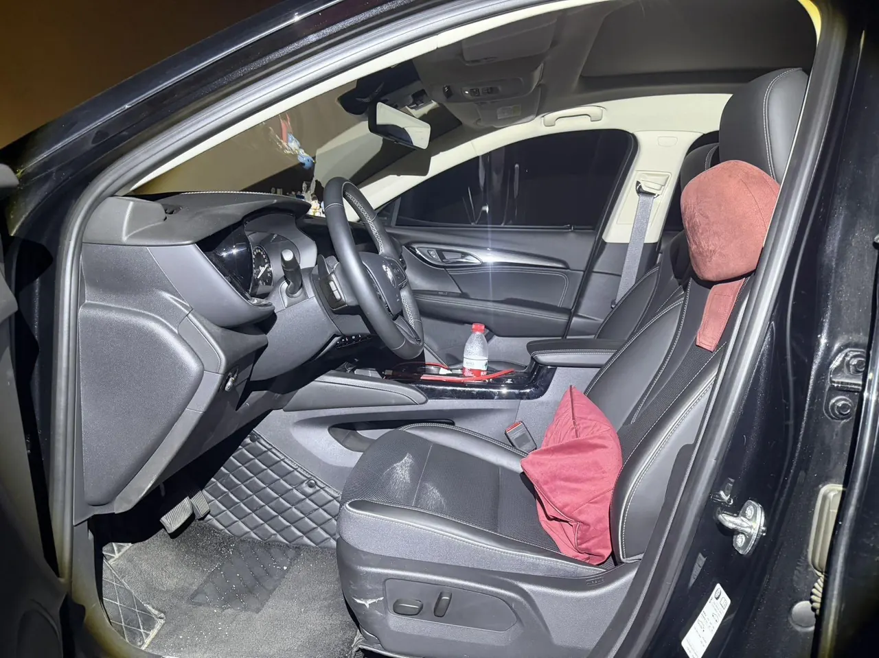 Buick 2022 Angkewei Plus 48V 2.0T 652T Luxury 5-seat Automatic Gear 4