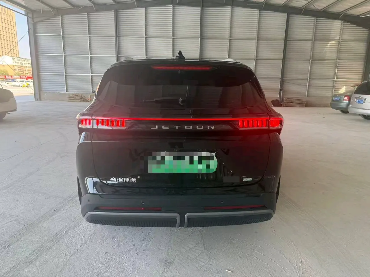 Jetour 2024 ShanHai L7 1.5T 120km ULTRA 7-seat automatic gear 2