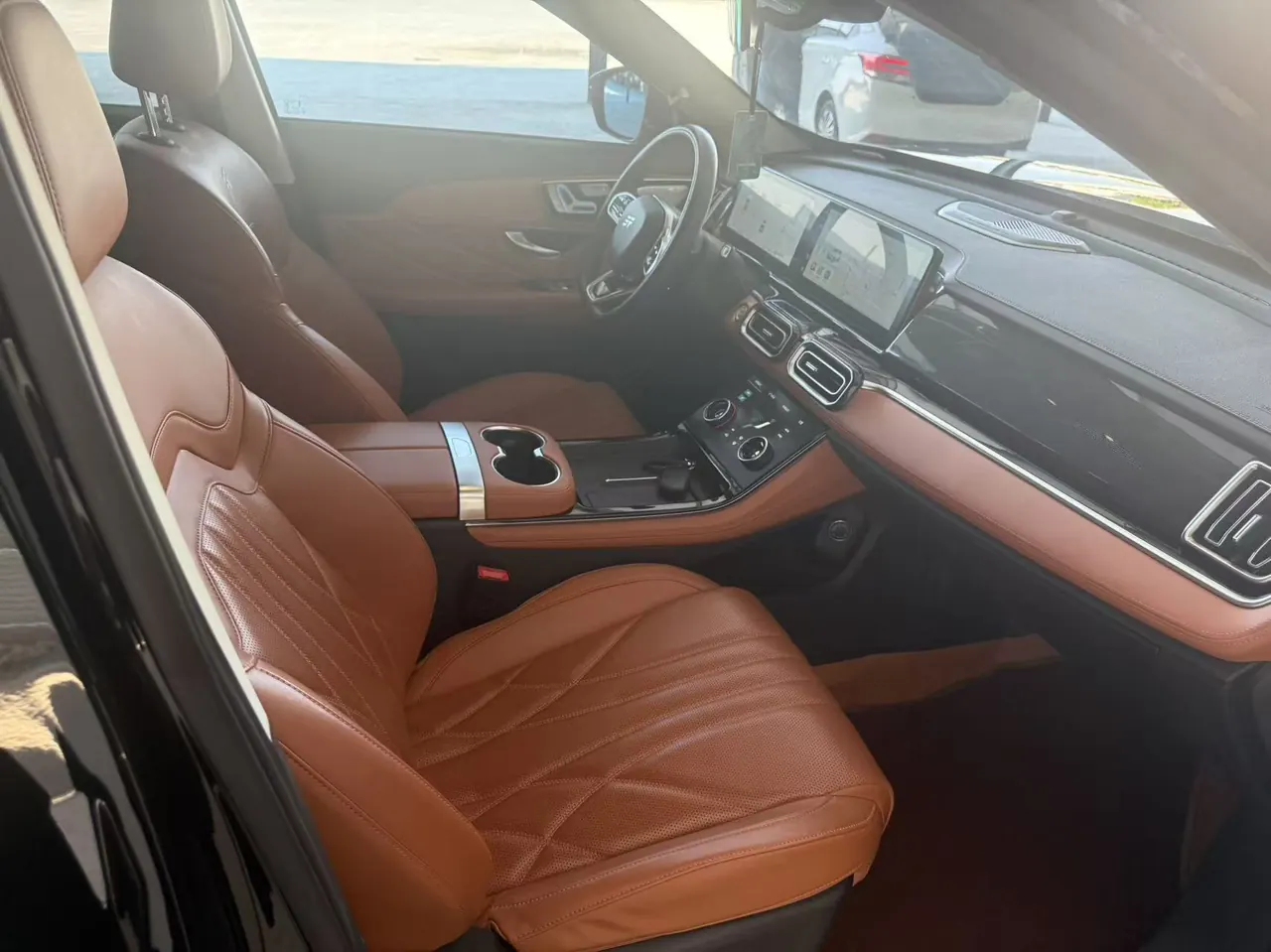 Jetour 2024 ShanHai L7 1.5T 120km ULTRA 7-seat automatic gear 8