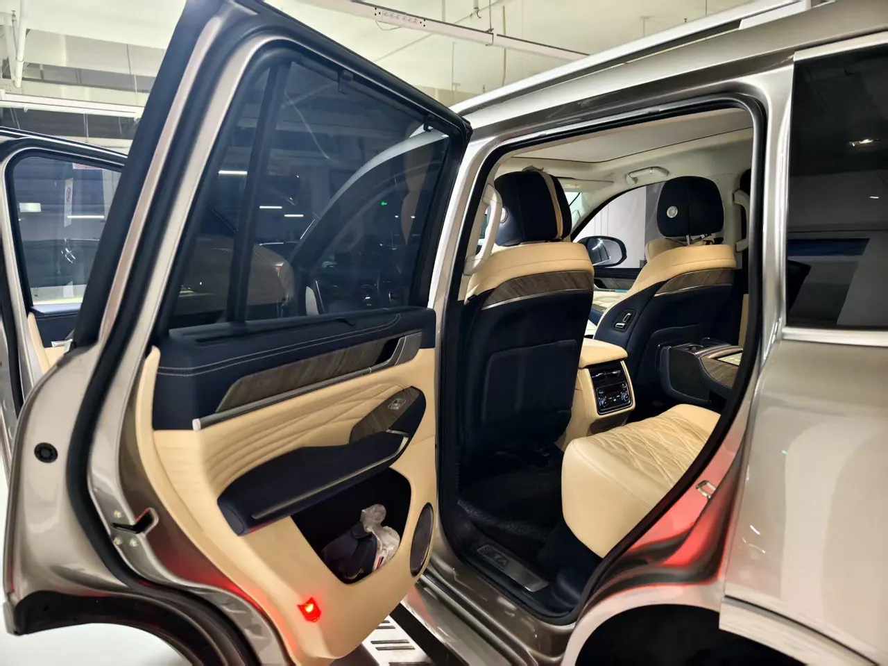 Tank 2022 Tank 500 48V 3.0T Sports Edition 5-seat Automatic Gear 8