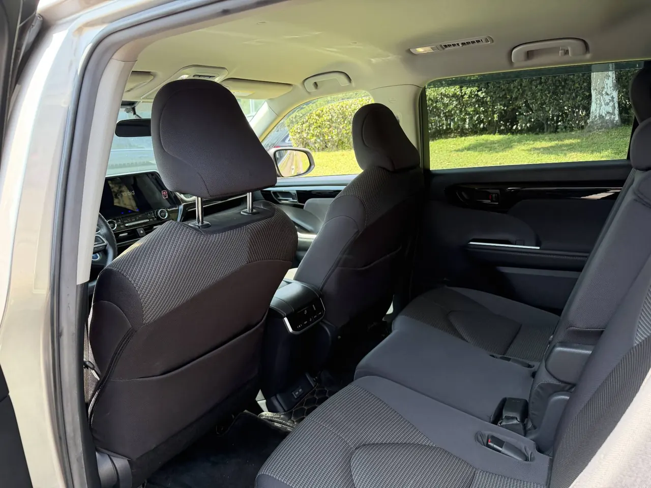 Toyota 2022 Highlander Dual Engine 2.5 Stepless Four-wheel Drive Elite Edition 7-seat Automatic Transmission 7