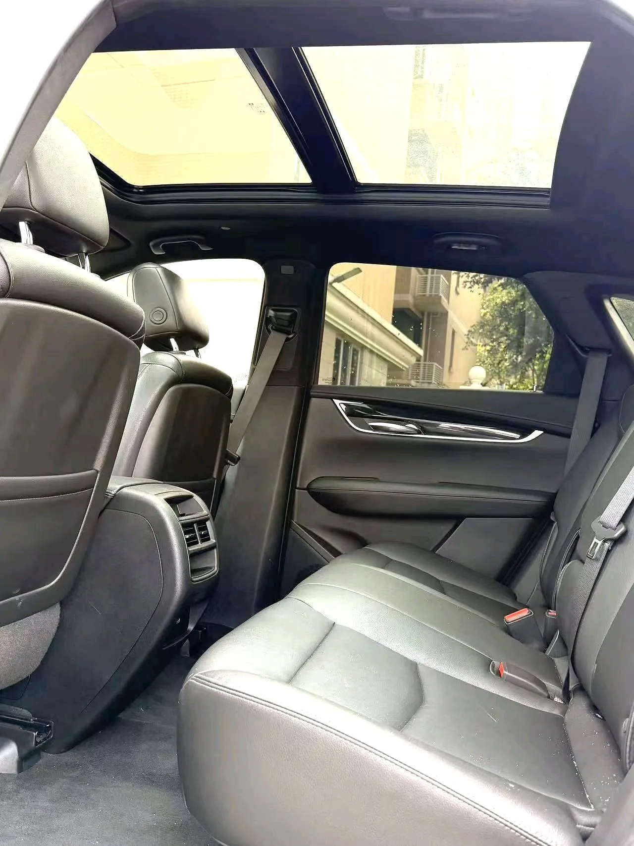 Cadillac 2022 XT5 48V 2.0T Two-Drive Luxury Automatic Gear 5