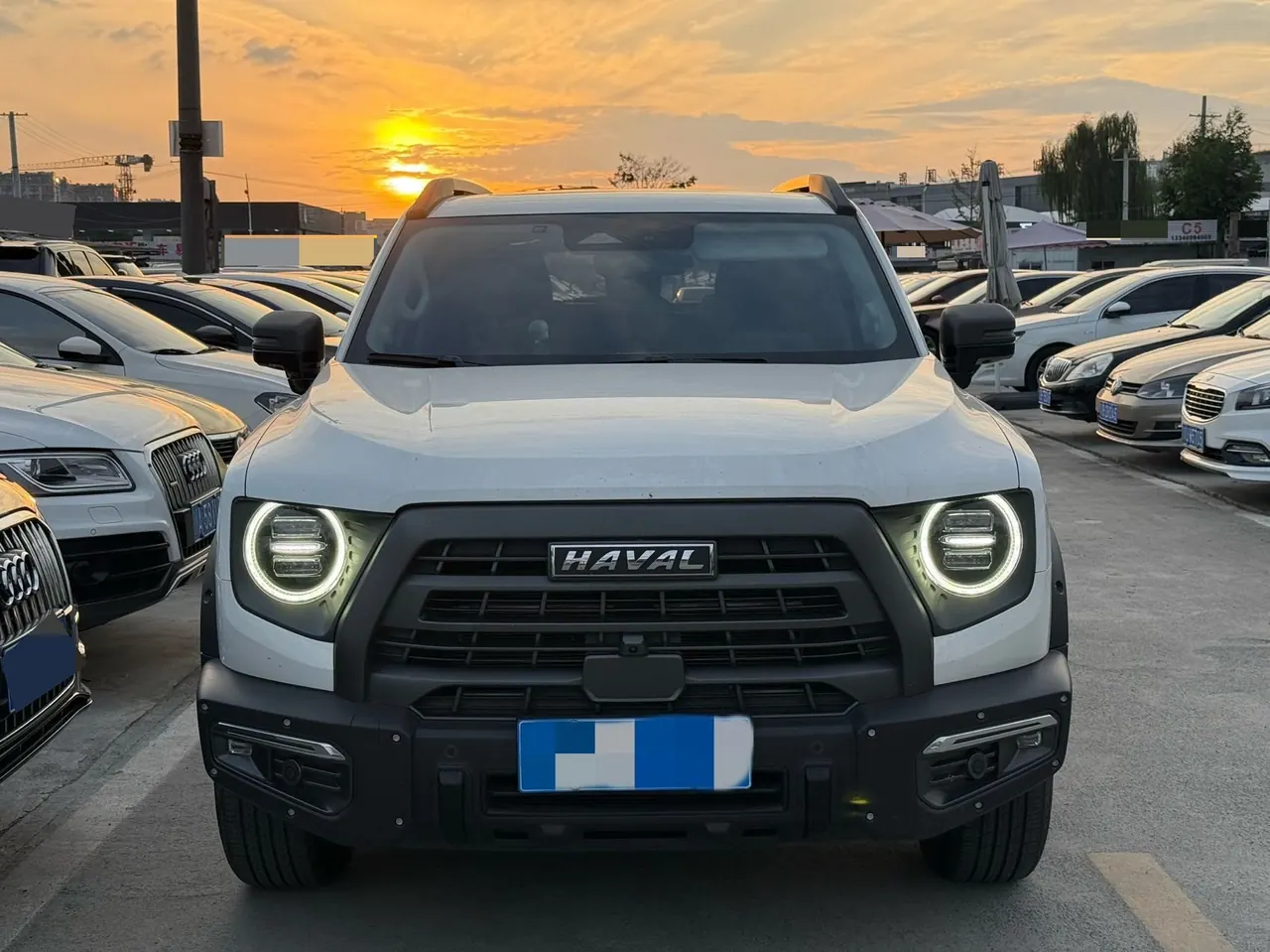 Haval 2022 big dog 2.0T 4-wheel drive Chinese pastoral dog hunting version automatic gear 2