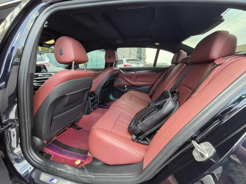BMW 5 Series 2020 530Li 2.0T Leading M Sports Suit Automatic Gear 3