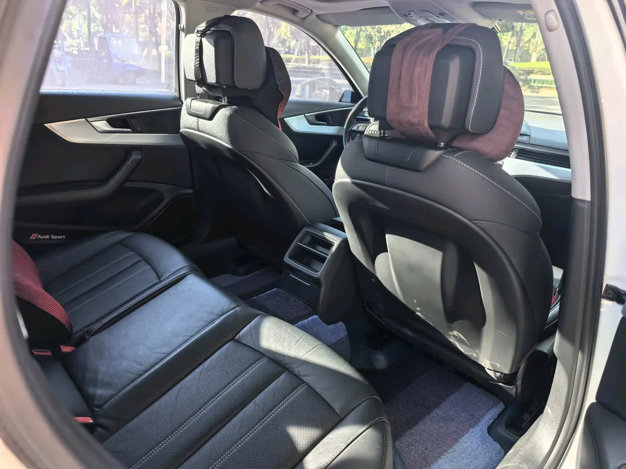 Audi 2020 A4L 2.0TFSI 40TFSI Fashion Dynamic Automatic 7
