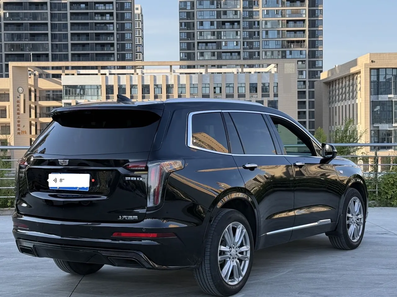 Cadillac 2022 XT6 48V 2.0T 7-seat four-wheel drive luxury automatic gear 5