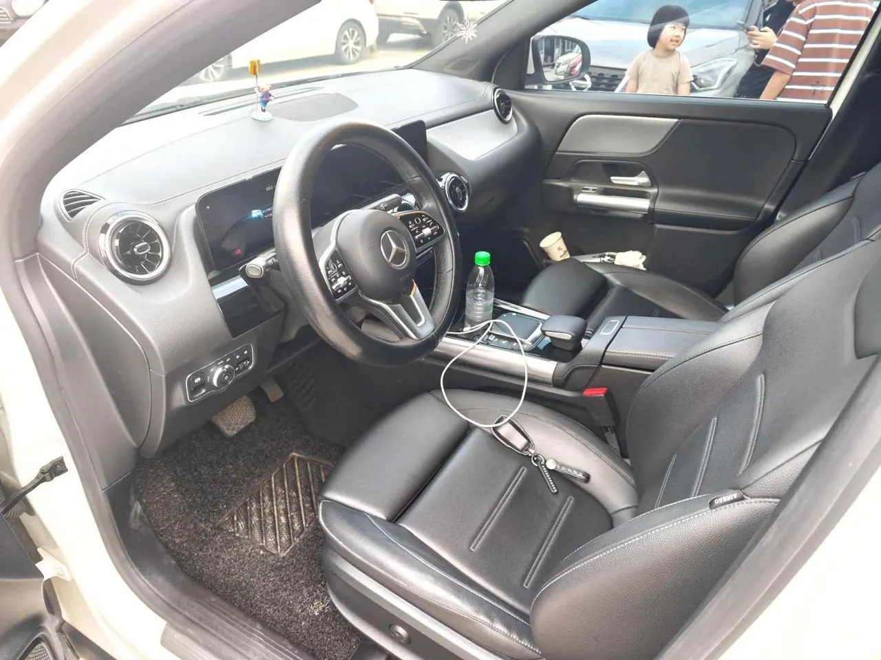 Mercedes Benz 2020 GLA 180 1.3T automatic gear 4