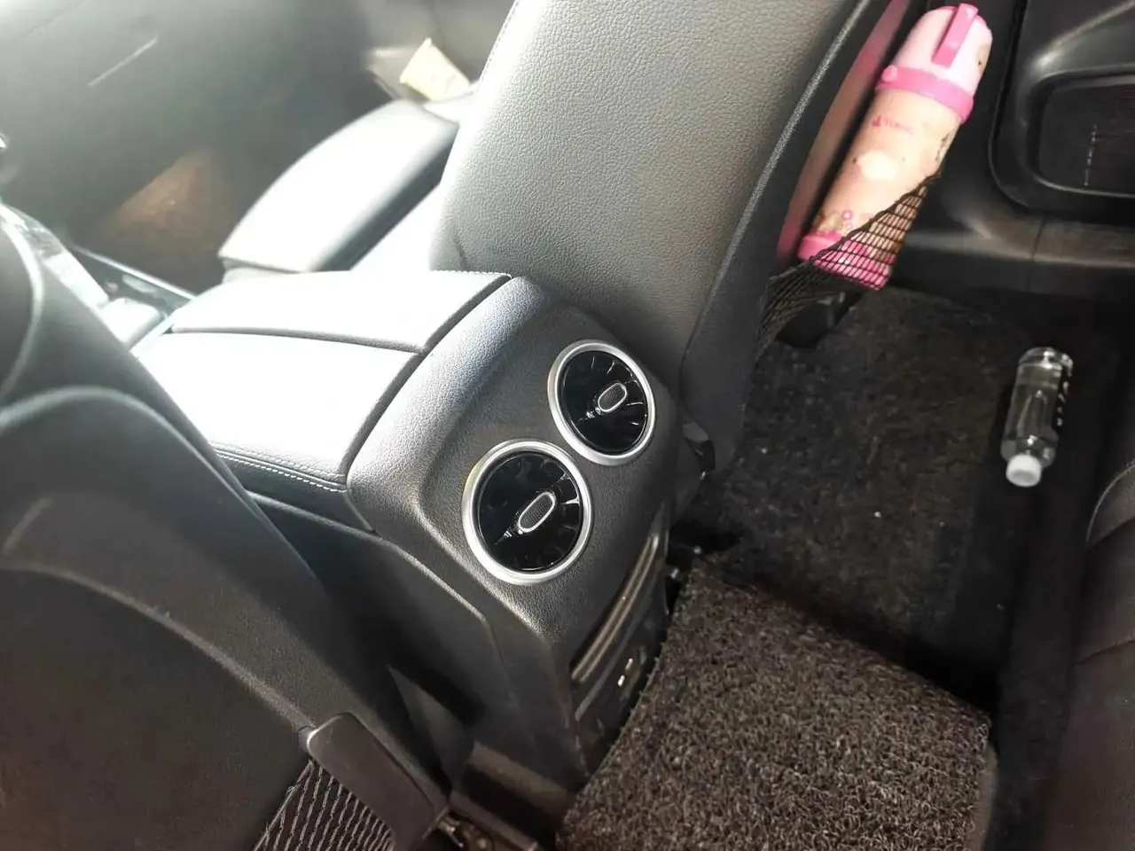 Mercedes Benz 2020 GLA 180 1.3T automatic gear 6