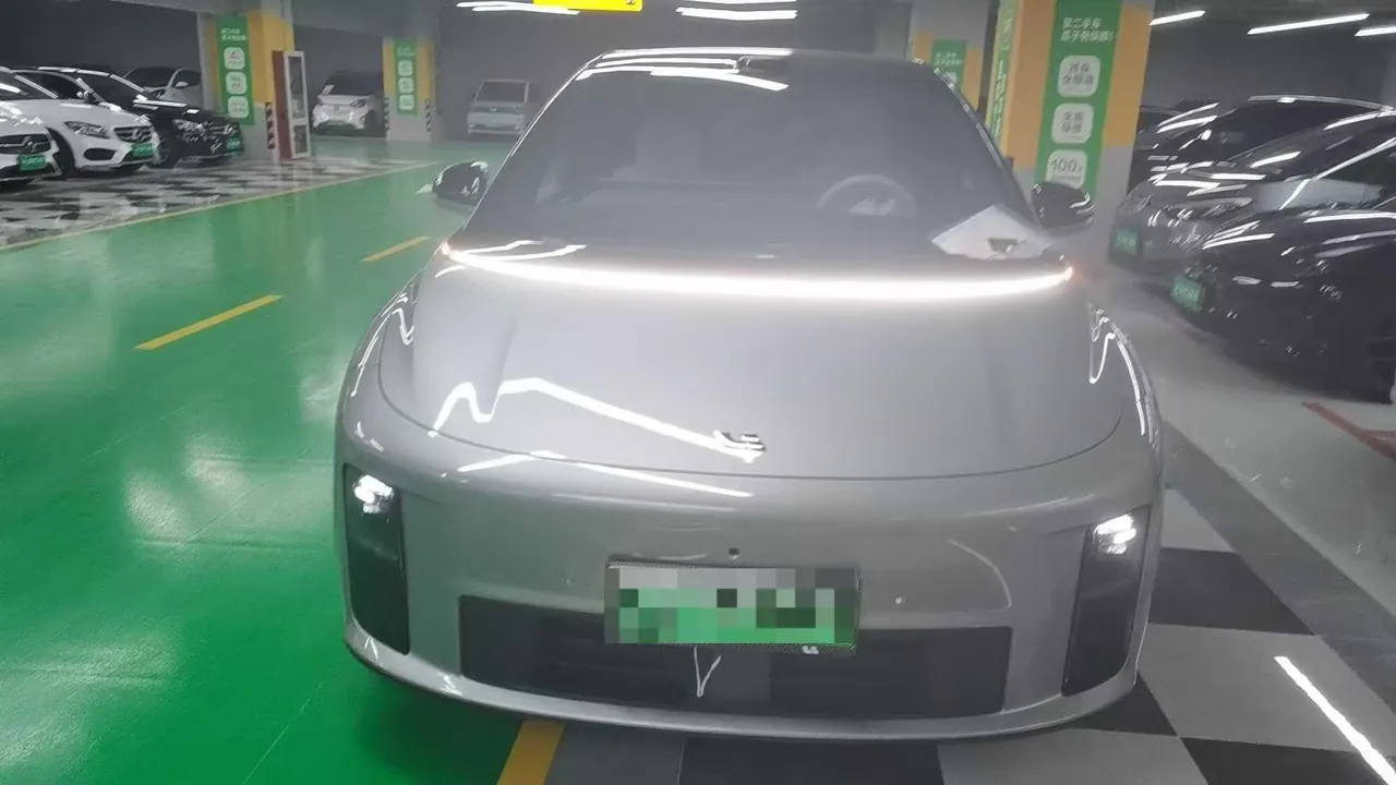 Li 2025 i6 four-wheel drive basic automatic transmission 2