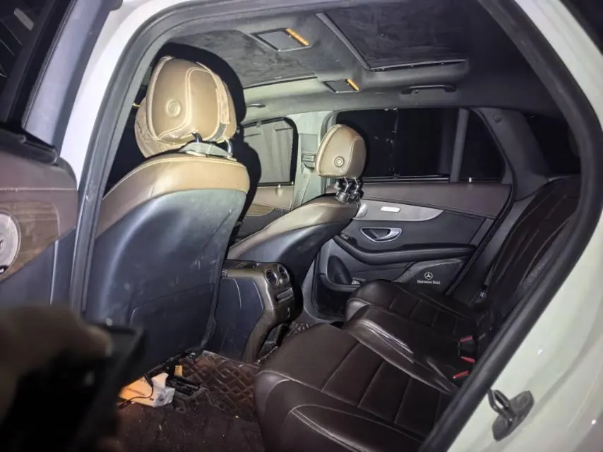 Mercedes Benz 2022 GLC 260 L 4MATIC 2.0T Dynamic (Change 2) Automatic Gear 3