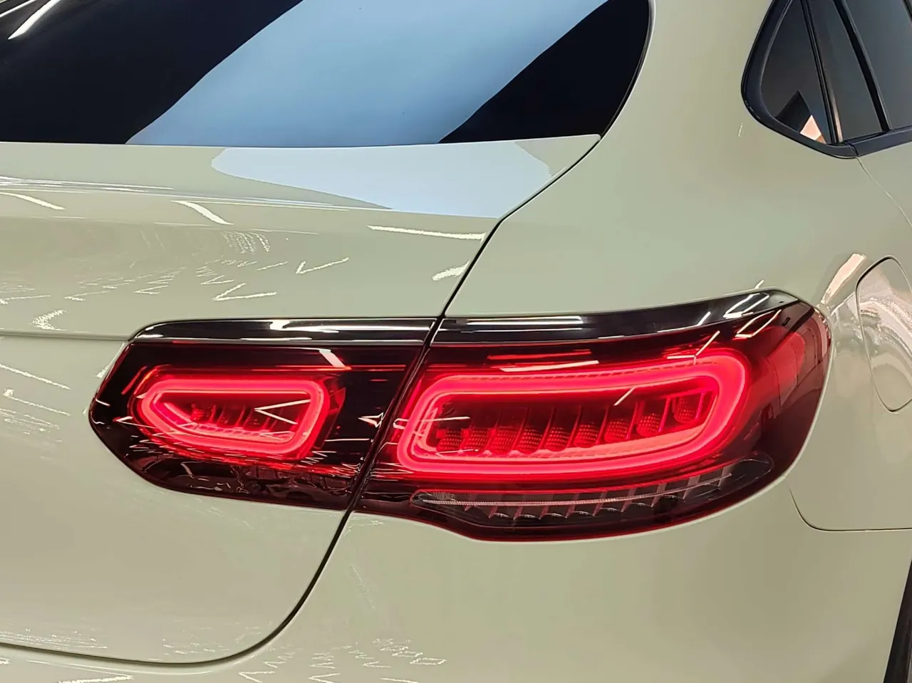 Mercedes Benz GLC (Imported) 2020 GLC 260 Coupe 4MATIC 2.0T Automatic 11