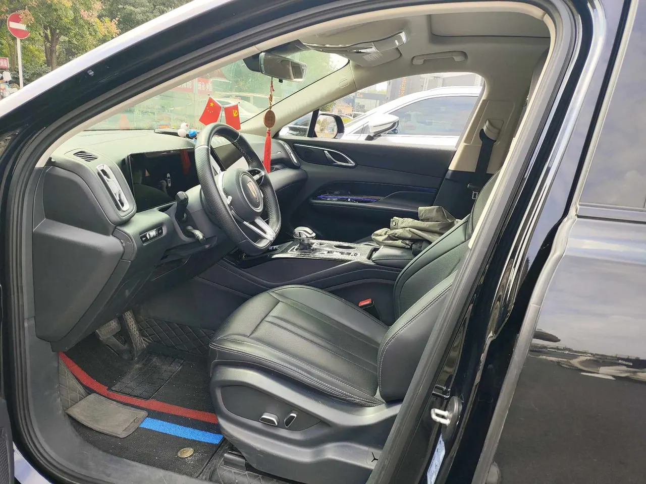 HongQi 2023 HS3 1.5T Two-Drive Good Edition Automatic Gear 4