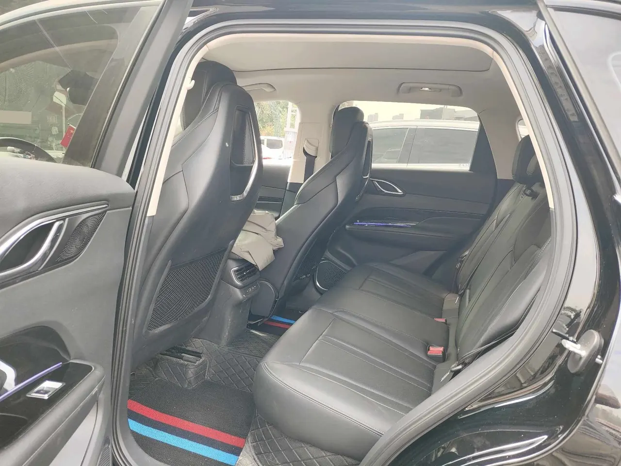 HongQi 2023 HS3 1.5T Two-Drive Good Edition Automatic Gear 6