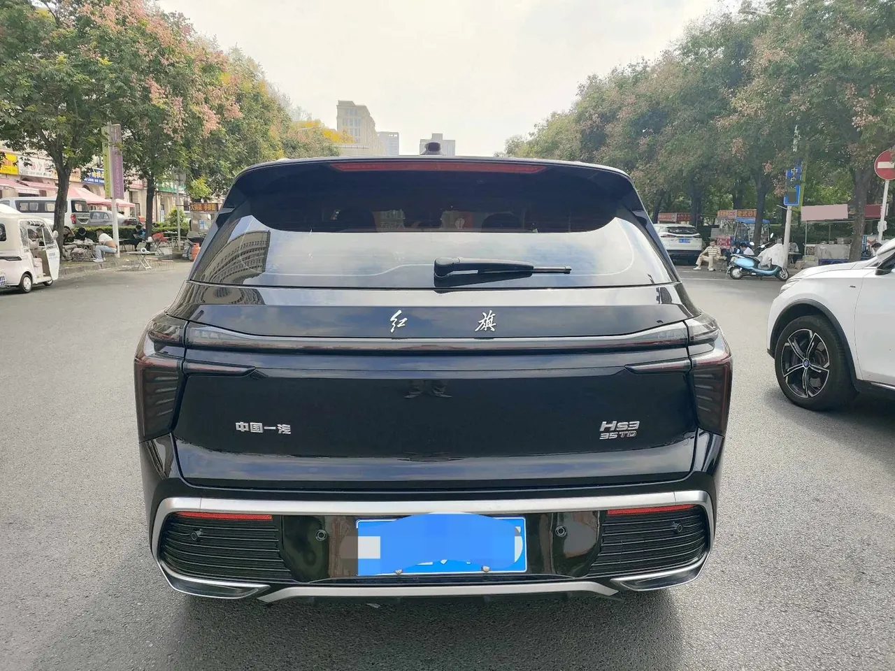 HongQi 2023 HS3 1.5T Two-Drive Good Edition Automatic Gear 8
