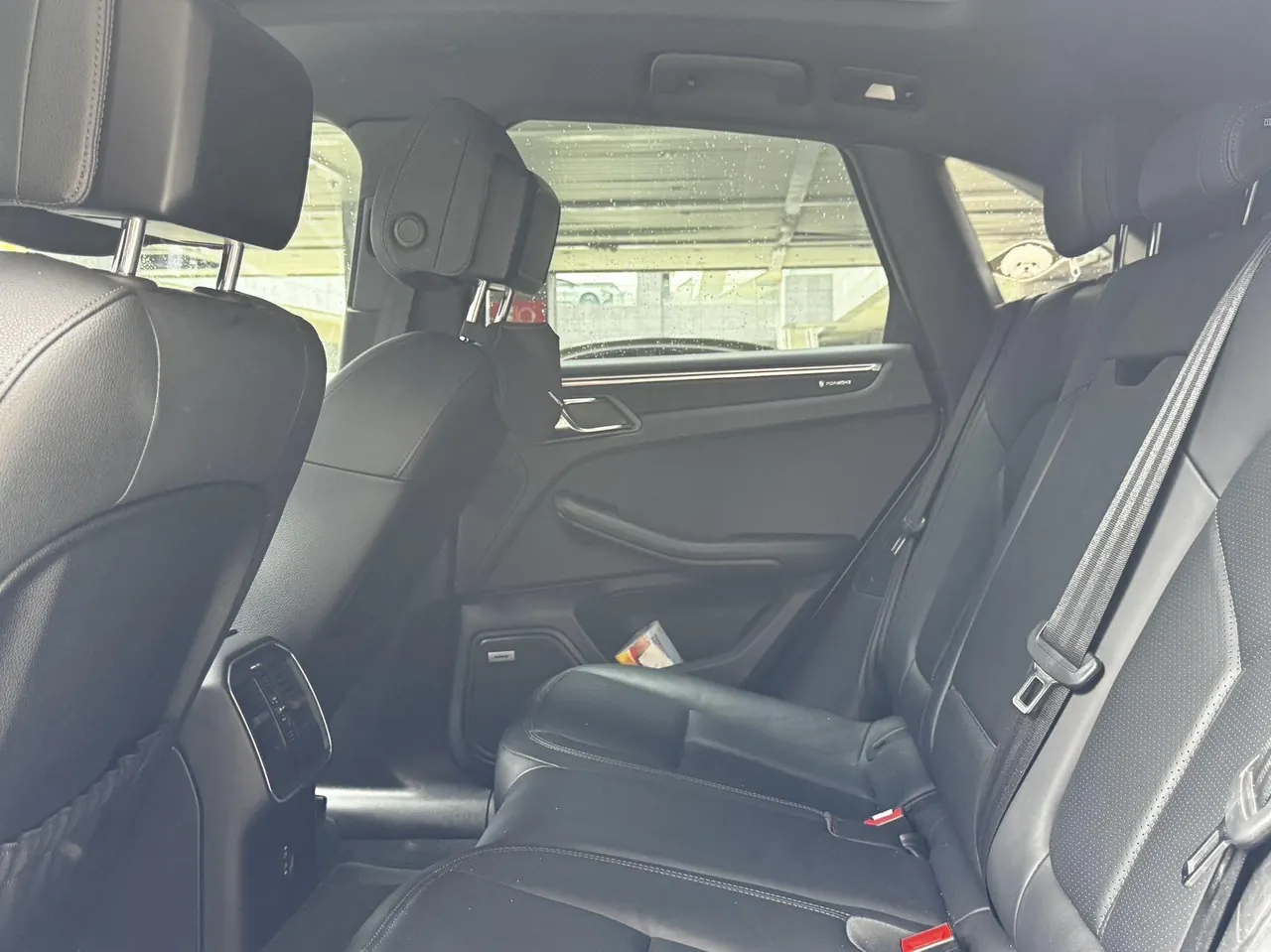 Porsche Macan (Imported) 2021 Macan 2.0T Automatic Gear 5