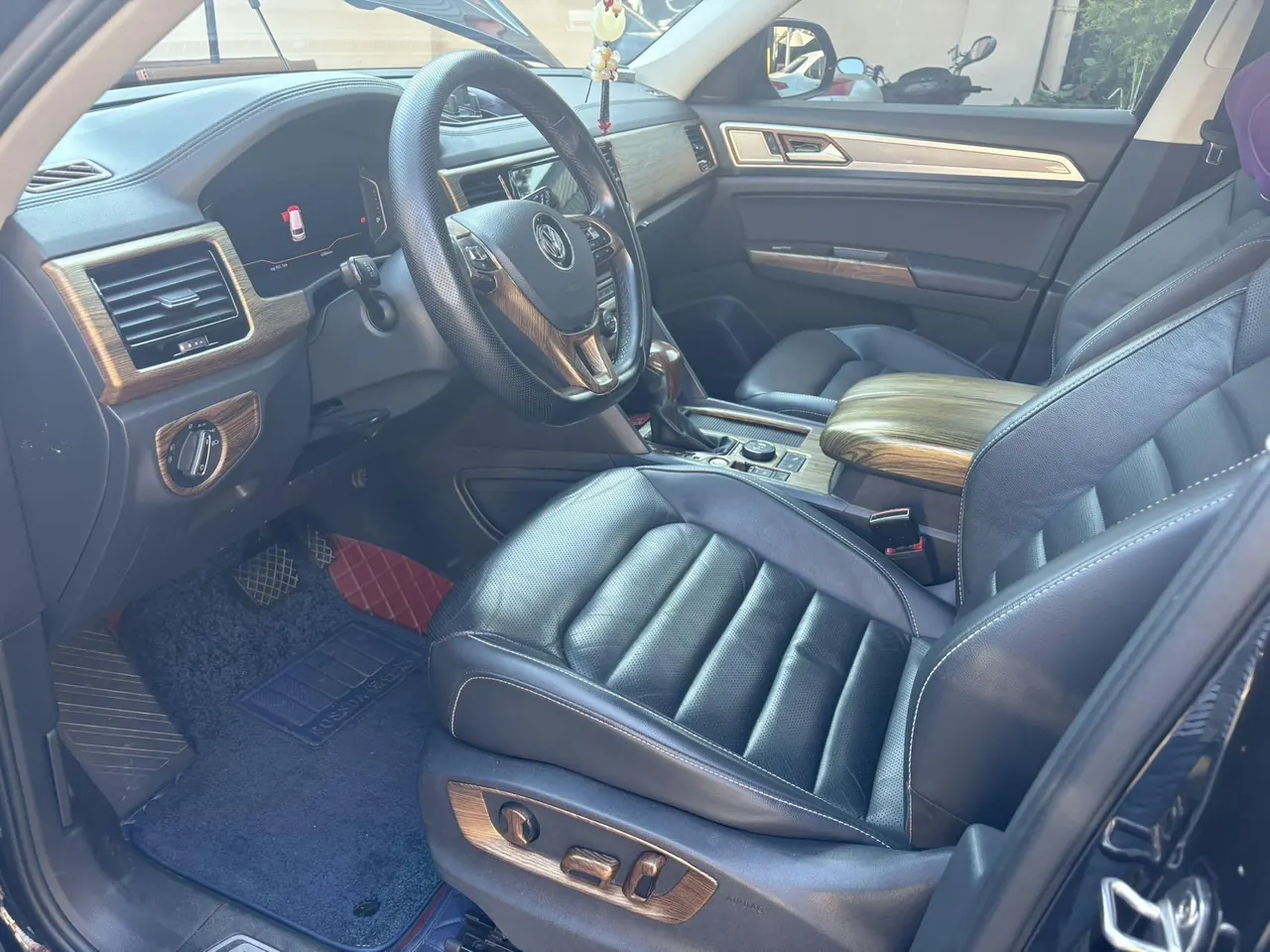 Volkswagen 2020 Tuang 2.0TSI 380TSI Four-wheel Drive Deluxe Edition Automatic Gear 4