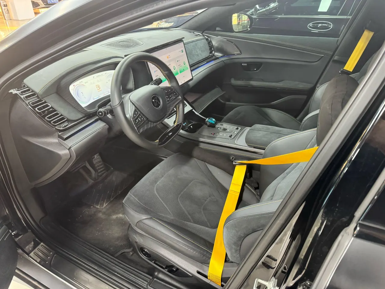 BYD 2023 Han DM-p 1.5T stepless ares version automatic gear 3