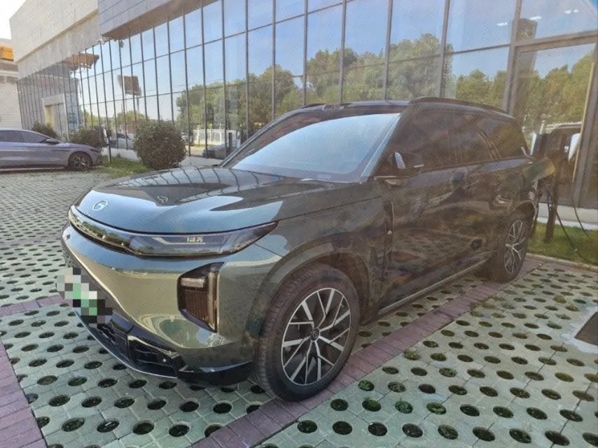 Chuanqi 2025 yearning for S7 1.5T 180km Ultra 4-wheel drive automatic gear - View 1