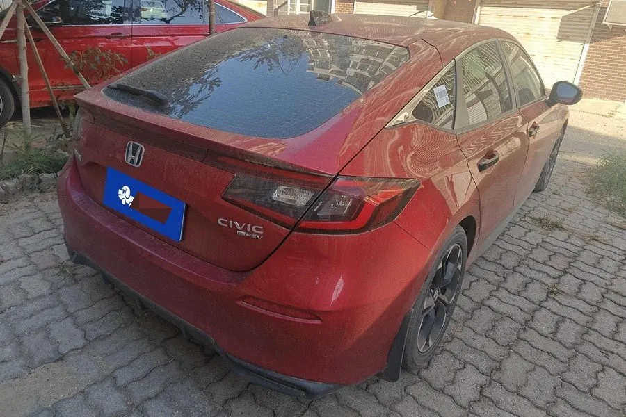Honda 2023 Civic Hatchback e:HEV 2.0 Stepless Extremely Obsidian Automatic Gear 2