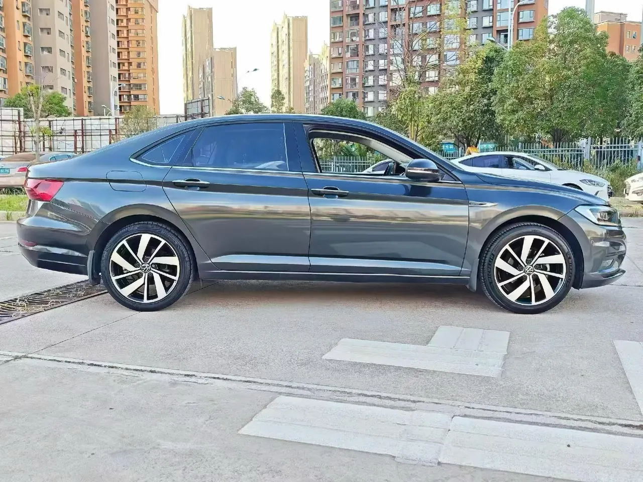 Volkswagen 2021 Sagittarius 1.4TSI 280TSI Flagship Zhilian Edition Automatic Gear 5