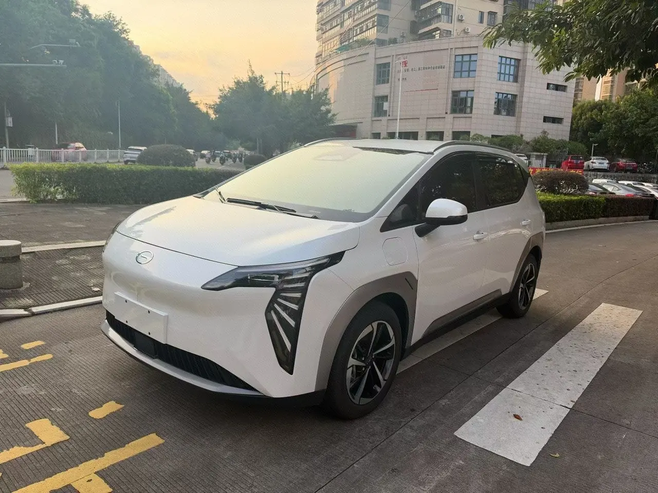 GAC Aion 2025 Aion Y PLUS 510 Smart Edition Automatic Gear - View 1