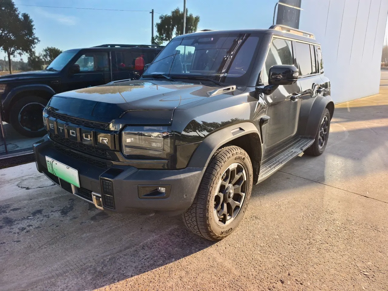 Jetour 2025 ShanHai T2 C- DM 1.5T 206KM 4-wheel drive wilderness version automatic gear - View 1