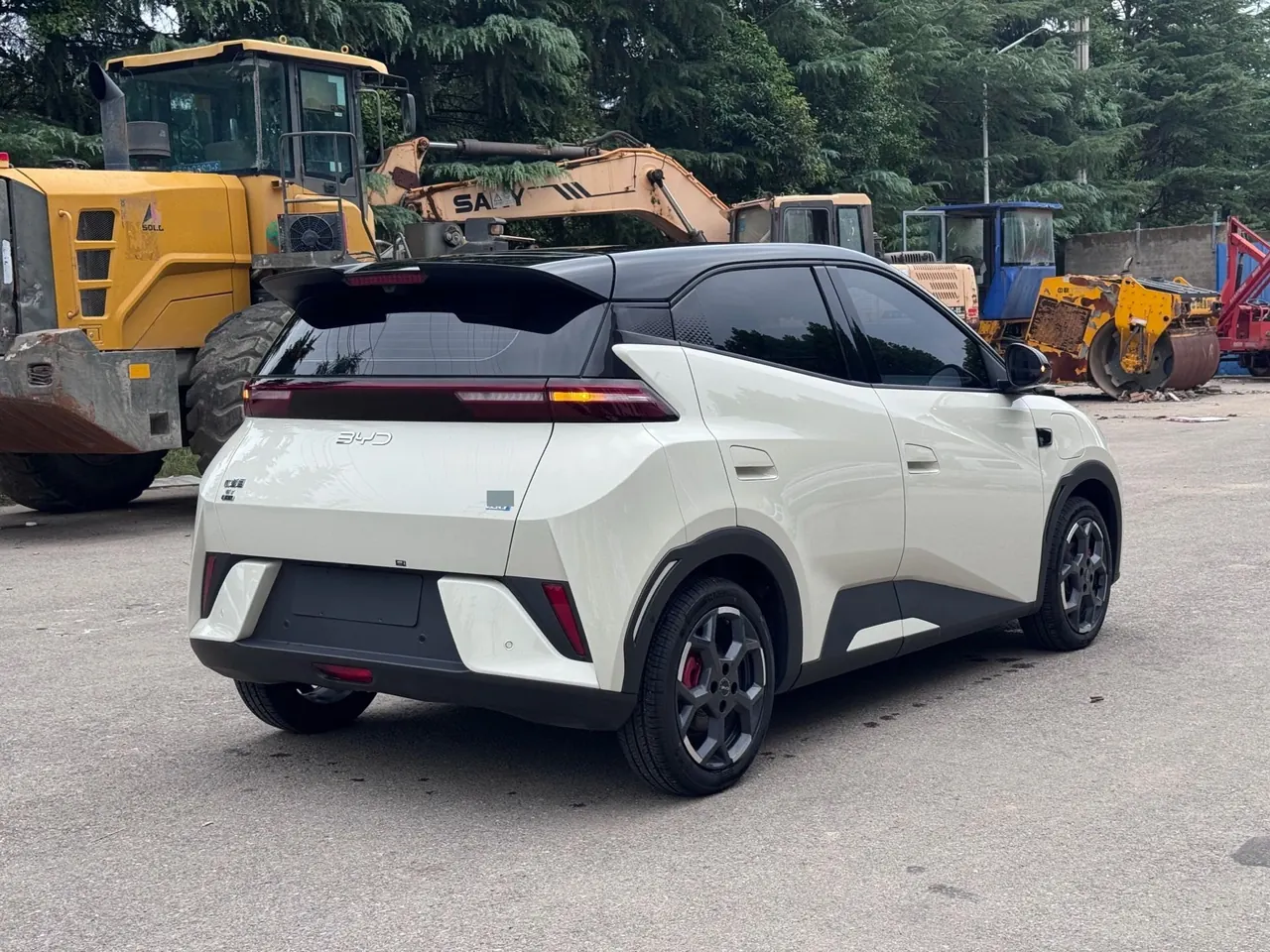BYD 2025 Seagull Smart Driving Edition 305km Free Edition Automatic Gear 10