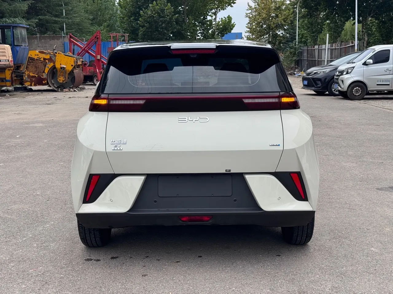 BYD 2025 Seagull Smart Driving Edition 305km Free Edition Automatic Gear 8