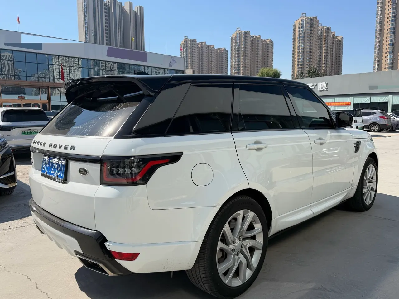 Land Rover Range Rover Sport (Imported) 2020 Range Rover Sport 48V 3.0T L6 HSE Dynamic Automatic 3