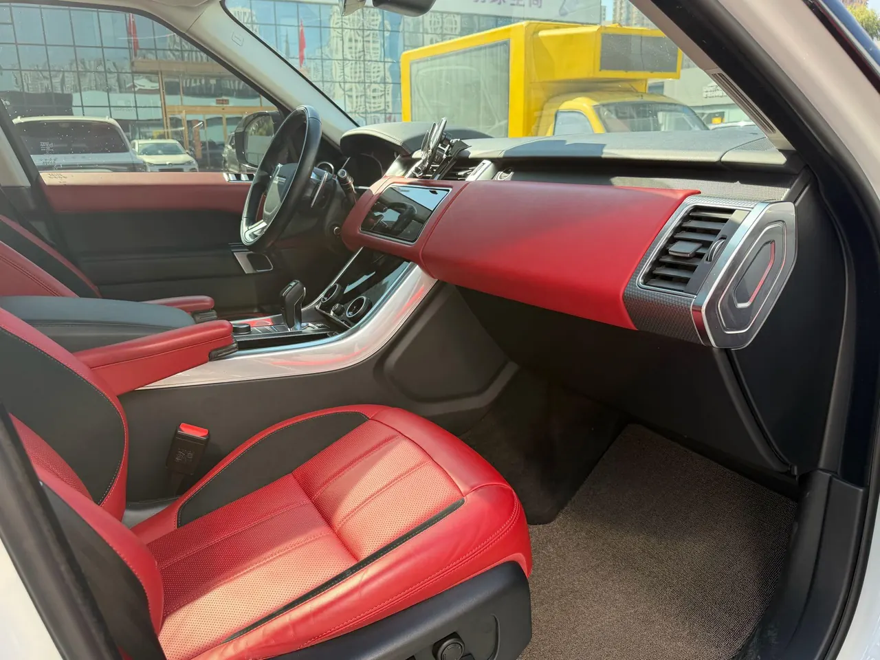 Land Rover Range Rover Sport (Imported) 2020 Range Rover Sport 48V 3.0T L6 HSE Dynamic Automatic 7