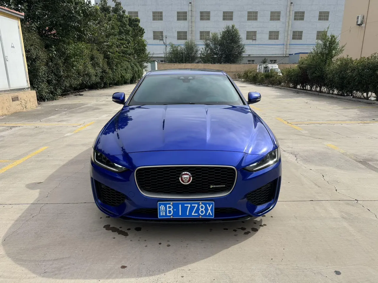 Jaguar 2020 XEL 2.0T 200PS R-DYNAMIC Youth Sports Edition Automatic Gear 2