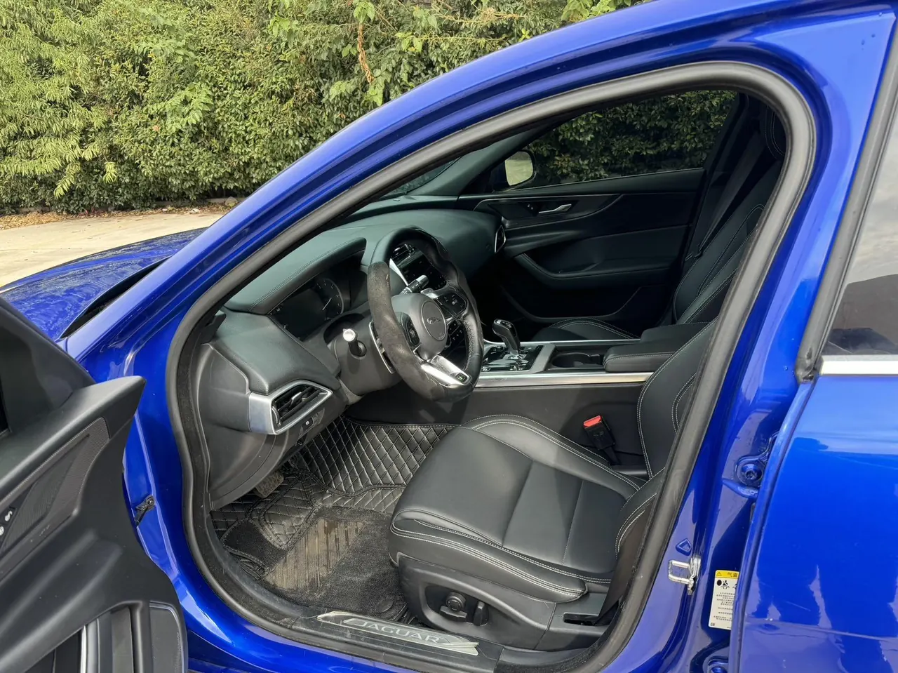Jaguar 2020 XEL 2.0T 200PS R-DYNAMIC Youth Sports Edition Automatic Gear 4