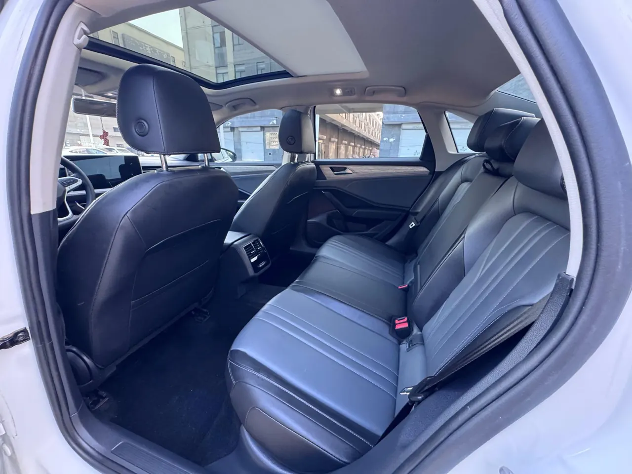 Volkswagen 2025 Sagittarius 1.5TSI 300TSI Exceed Edition (Modified) Automatic Gear 4