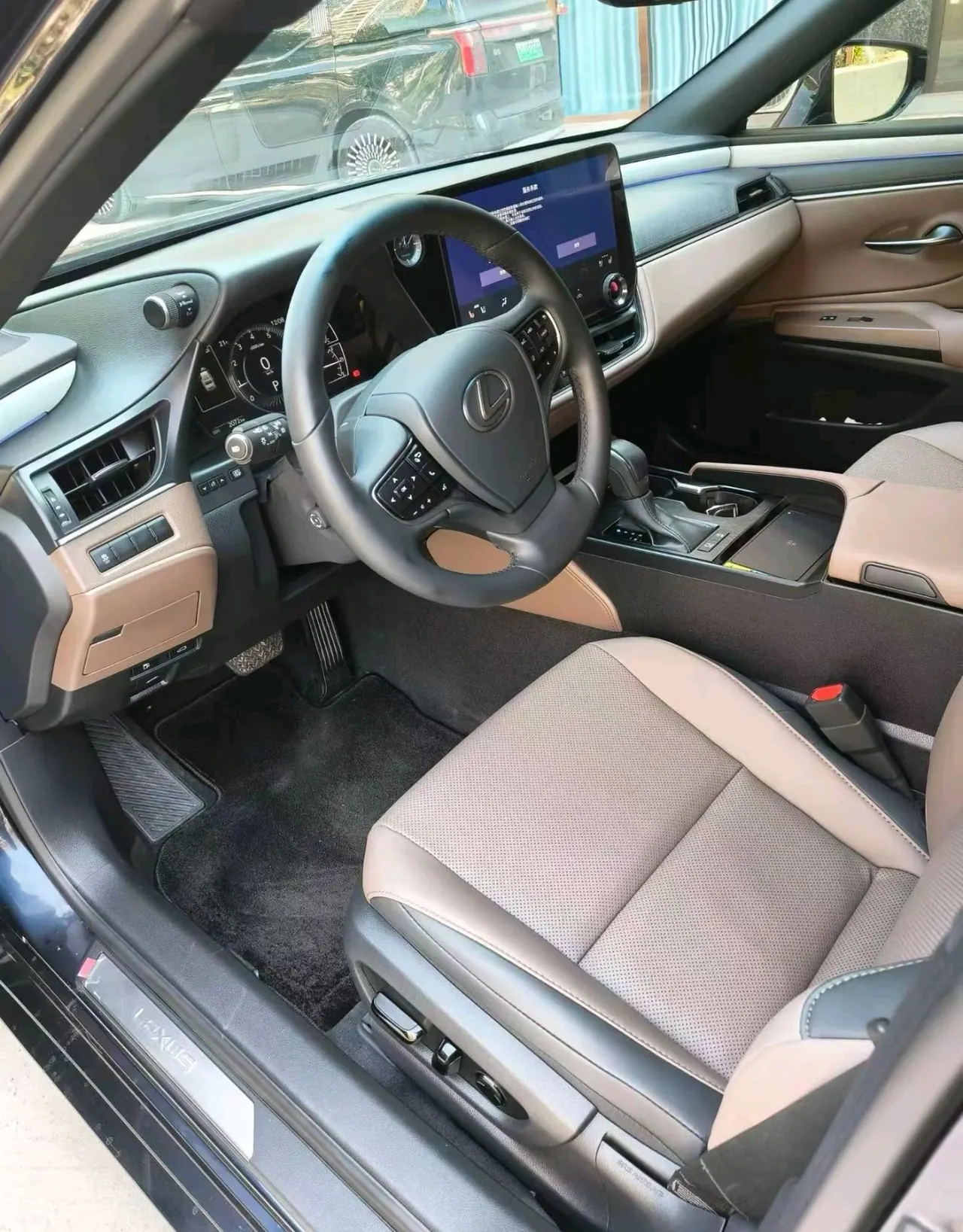 Lexus ES (Imported) 2025 ES200 2.0 Stepless Edition Automatic Gear 2
